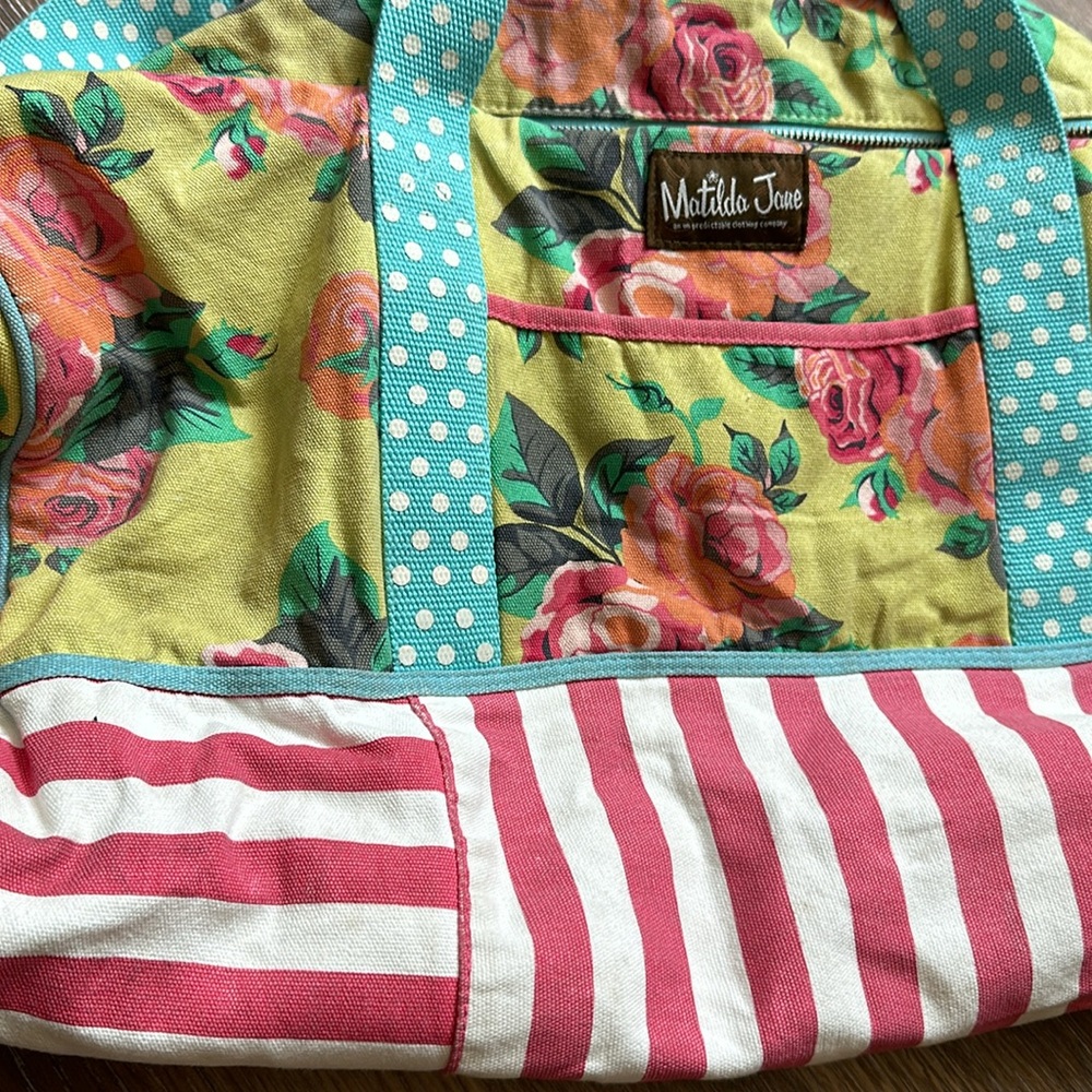 Matilda Jane rose duffle bag - Picture 2 of 6